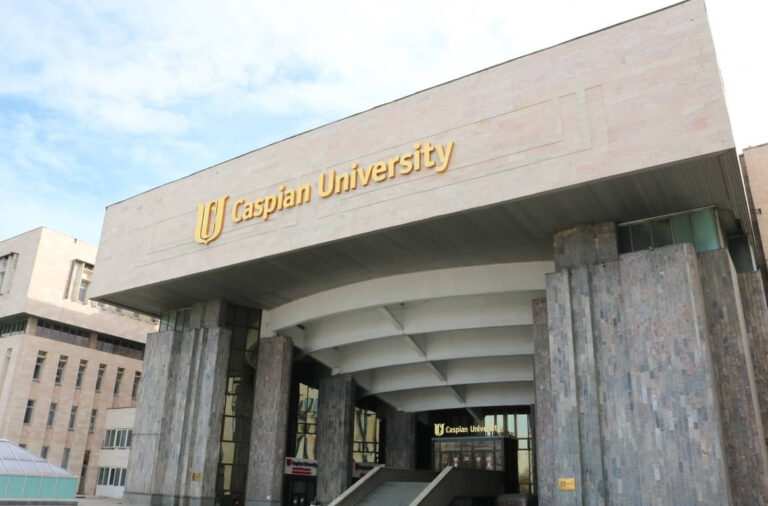 Высшее образование в IT: обзор на Caspian University