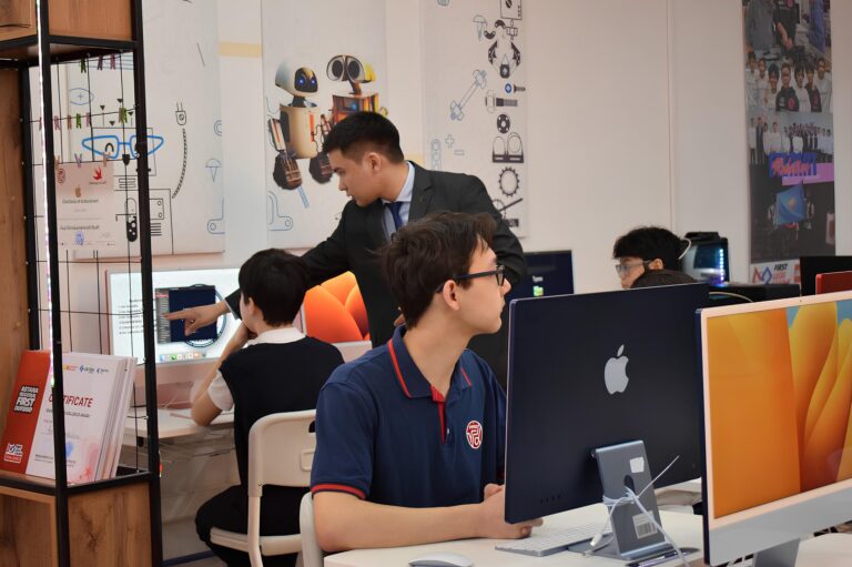 РФМШ получила статус Apple Authorized Training Center for Education