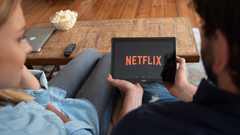 26 сервисов для просмотра фильмов и сериалов онлайн — полный обзор