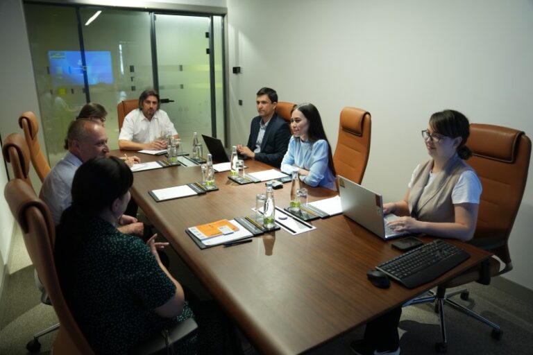 IT Park Uzbekistan и Software Wizards укрепляют сотрудничество