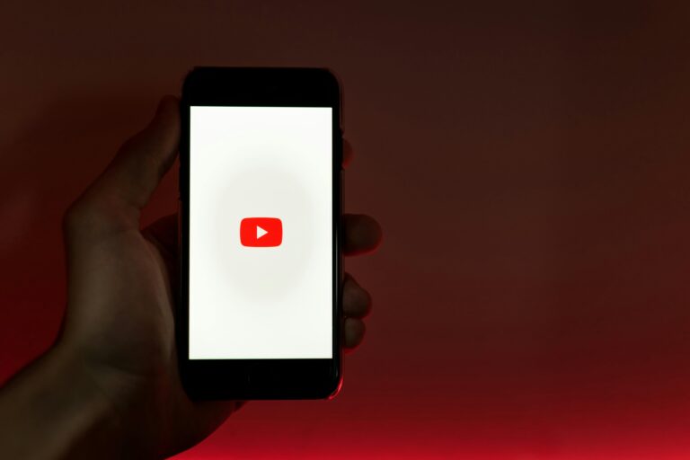 YouTube-блогеры из Кремниевой долины: полезные каналы о работе в Google, Meta и стартапах