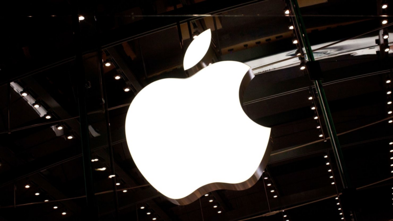 Apple увеличивает инвестиции в США до $600 миллиардов и запускает программу American Manufacturing Program