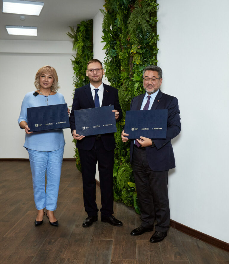 Colvir и «Нурбанк» помогут студентам Caspian University строить карьеру в FinTech