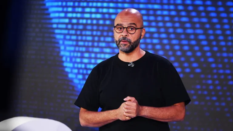 Ex-менеджер Google: ИИ заменит не только рабочих, но и генеральных директоров