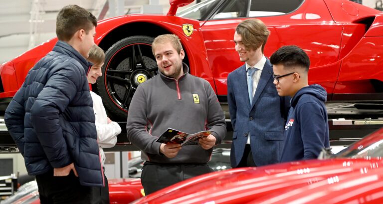 7 стажировок для будущих инженеров и разработчиков: вакансии в США, Италии и Малайзии