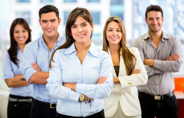 Aurora Tech Award 2025 и Women in Business: возможности для женщин в IT на ноябрь 2025 года