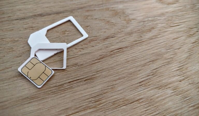 Nano SIM — самая маленькая SIM-карта: все, что нужно знать
