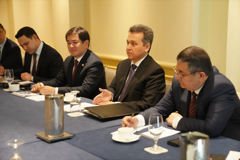 Шерзод Шерматов встретился с представителями Meta и SuperMicro в Вашингтоне