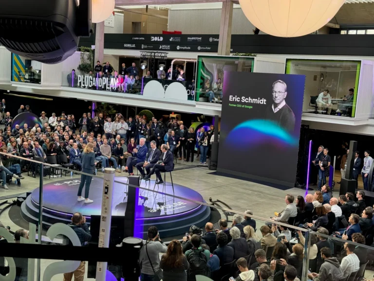 Бывшие исследователи Google DeepMind привлекли $70 миллионов для своего стартапа