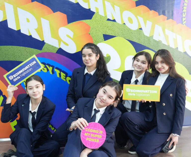 Как школьницы из Таджикистана создают мобильные приложения и покоряют международные конкурсы