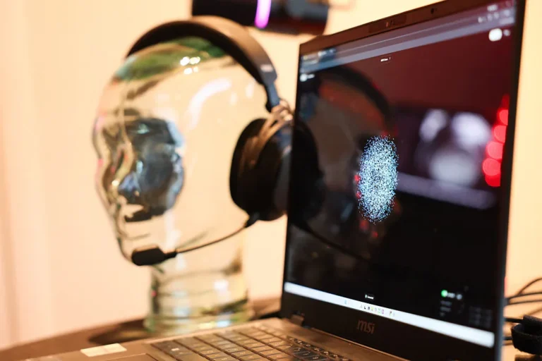 OpenAI инвестирует в нейростартап Сэма Альтмана Merge Labs