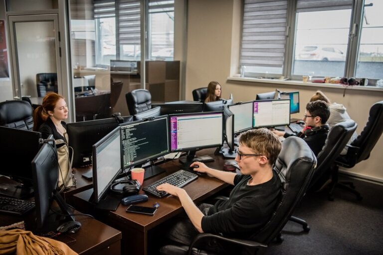 Работа в IT в Казахстане, Узбекистане, Таджикистане и Кыргызстане — подборка свежих вакансий