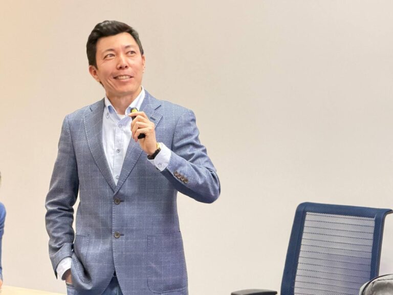 Казахстанец ушел из банка после 10 лет работы и создал AgroTech-лабораторию