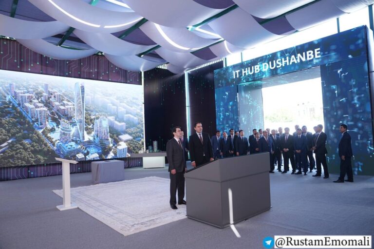 В Душанбе начали строительство IT-Hub Dushanbe: в комплекс войдут IT-школа и AI-центр