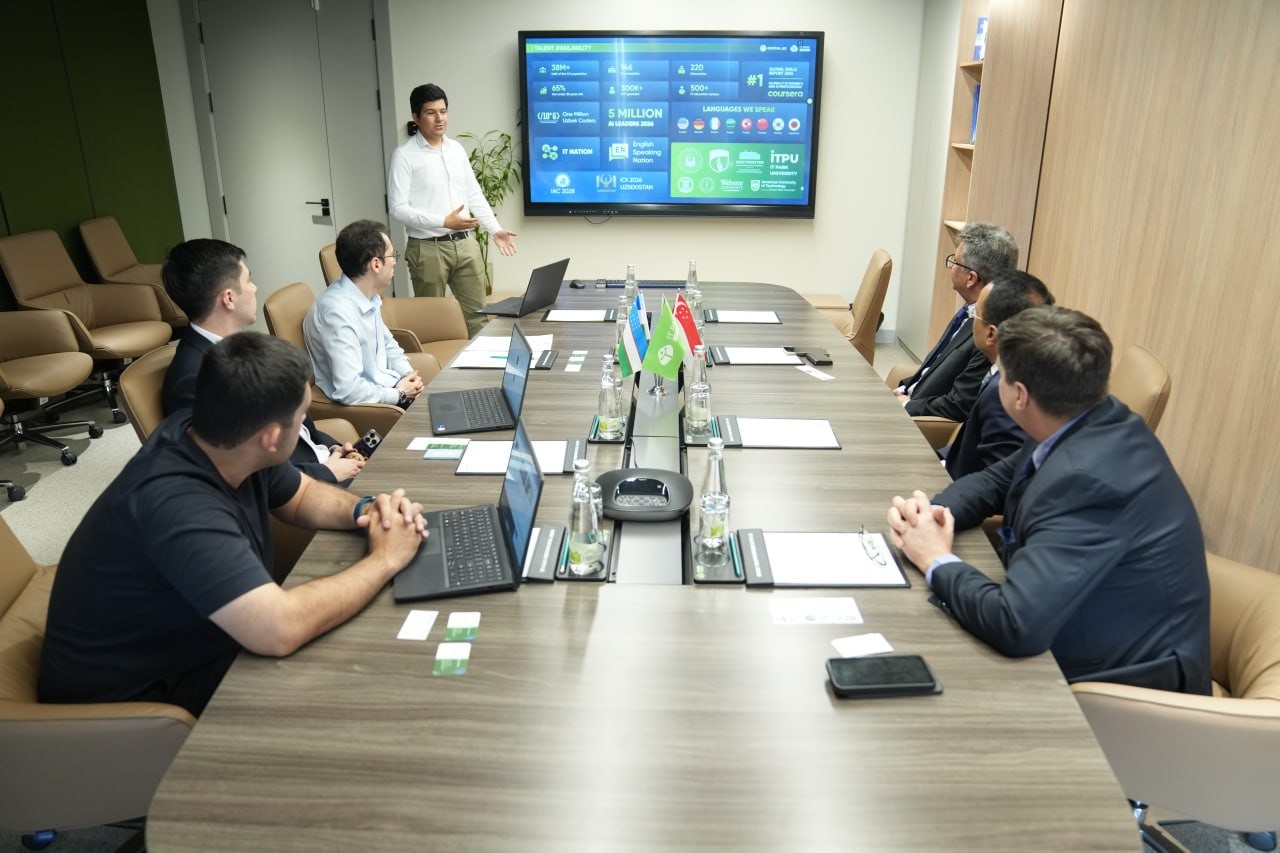 IT Park Uzbekistan расширяет сотрудничество с технологическими компаниями и инвесторами Сингапура 8 img 5876