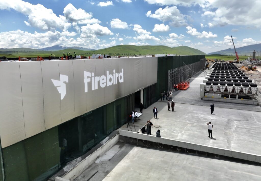 Армения инвестирует $2,6 миллиона в вычислительные мощности Firebird AI 6 site tour facility