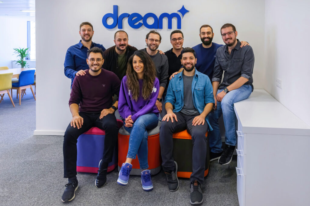 Игровые стартапы из Турции: кто привлекает инвестиции в 2026 году 1 dream games team photo