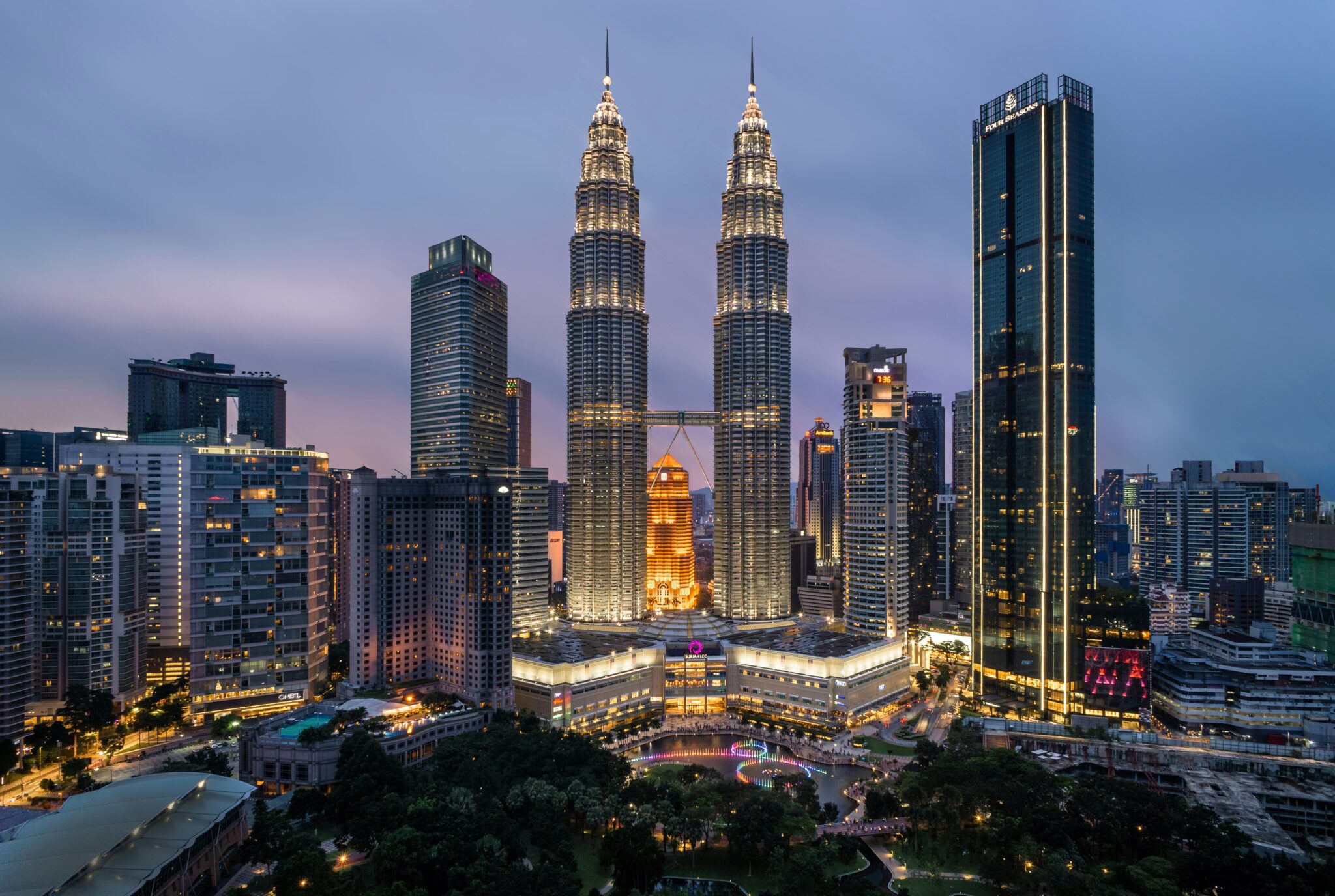 Silicon Valley of Malaysia: как устроена технологическая экосистема Куала-Лумпура и Сайберджая 8 esmonde yong 9b08udumyy unsplash