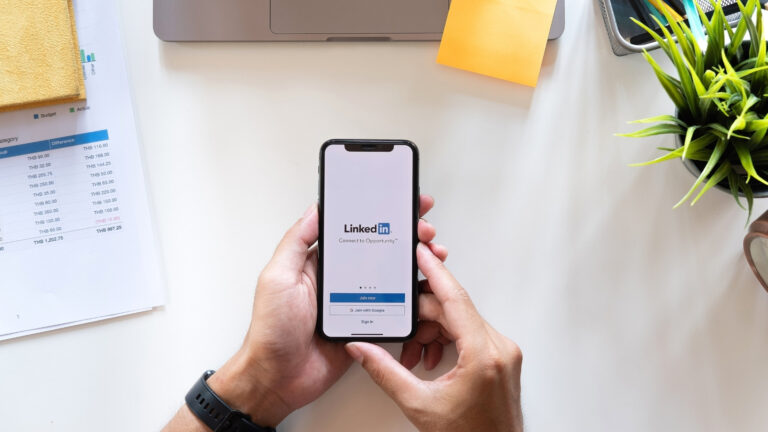 Как обратиться к рекрутеру в LinkedIn: 10 готовых сообщений