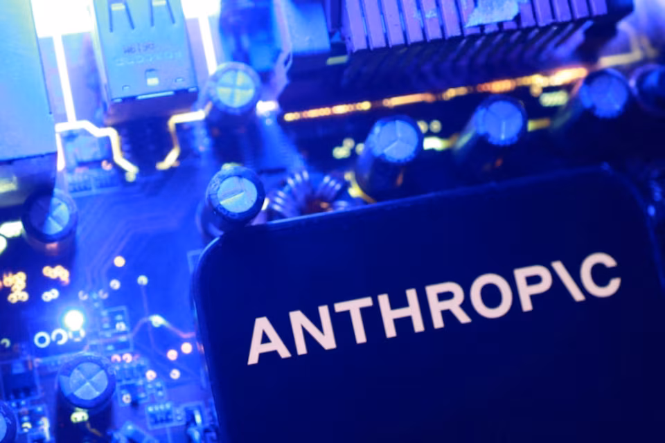 Anthropic выбрала Nasdaq для IPO и может привлечь до $100 миллиардов 8