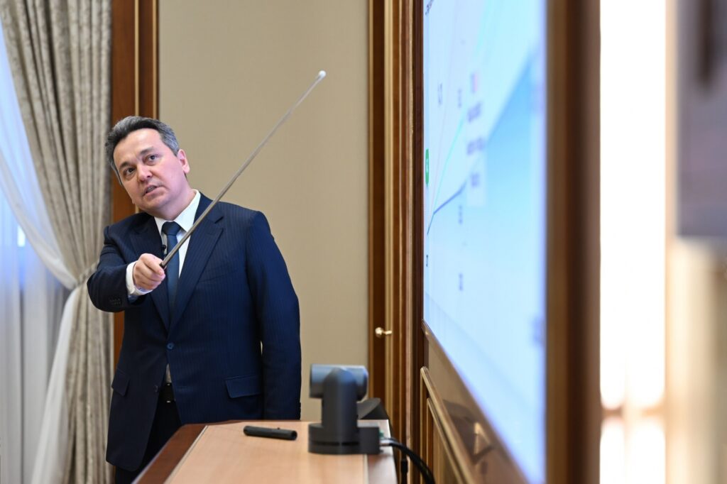 В Узбекистане ежегодно будут обучать 1 миллион молодых людей робототехнике и разработке игр 6 a0988450 7bd1 297f b2c5 9c3f4cd236b9 lists slider 9753 1
