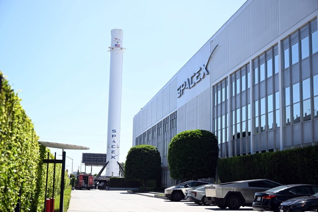 Первый национальный спутник Кыргызстана вывели на орбиту на ракете SpaceX 2 whatsapp image 2026 10 01 at 16.50.37 1